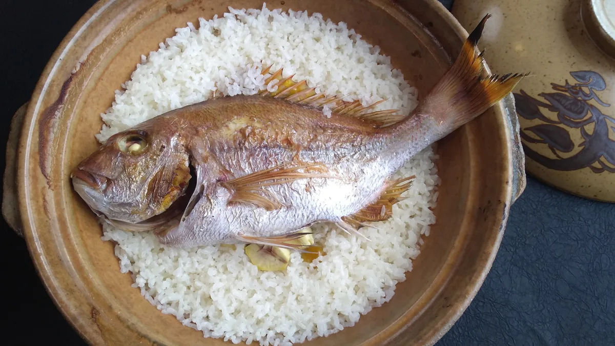 鯛めし（たいめし）