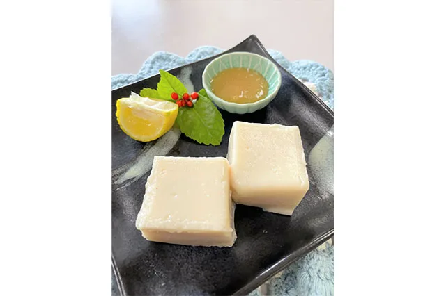 ピーナッツ豆腐(ぴーなっつどうふ)